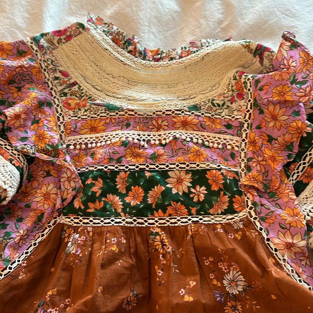 Farm Rio ruffle patterned top - Picture 2 of 5